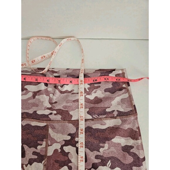 PowerHold By Fabletics Shiny Pink Camo Capri Leggings Size XS - Picture 8 of 9